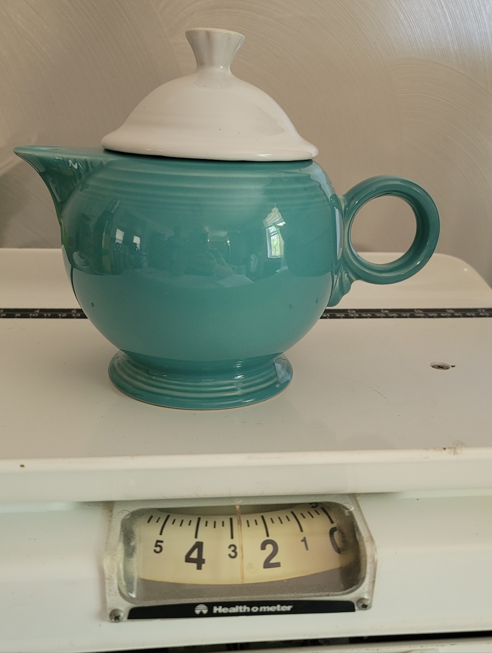 Vintage Homer Laughlin Retired Fiesta Aqua Teapot W/white Lid.